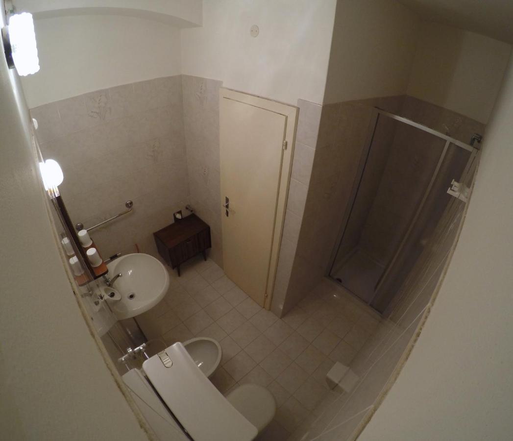 Residence Catullo Беццекка Экстерьер фото